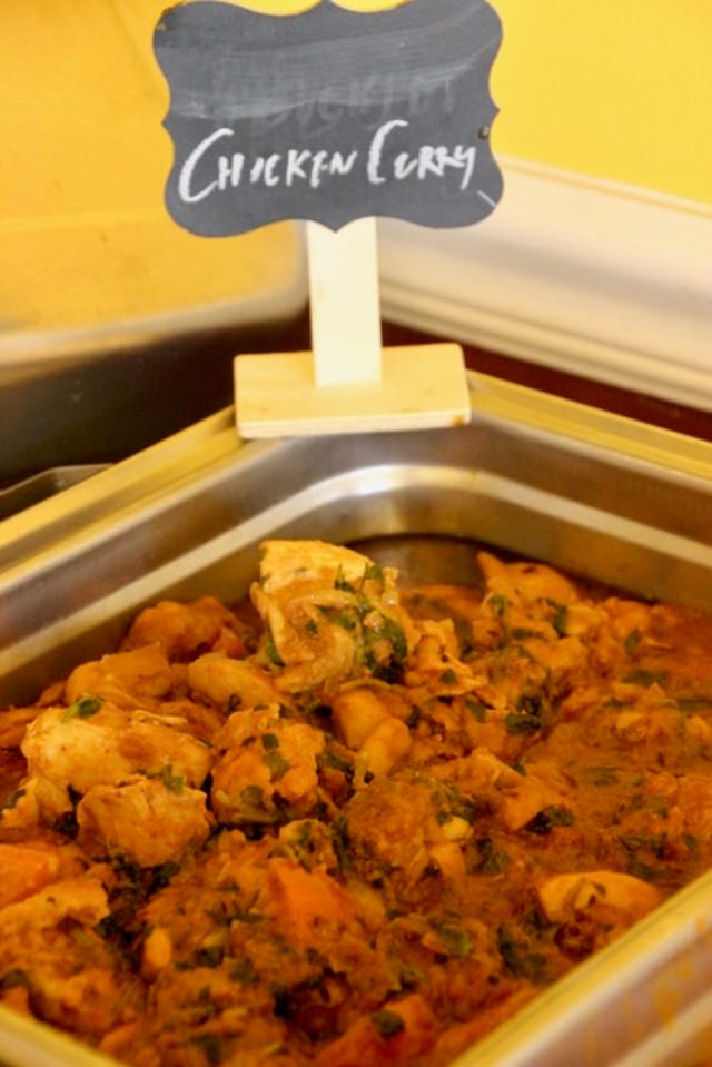 Hyderabad (Andhra) Chicken Curry.